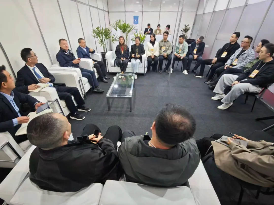 1755656303904881Y3jj.jpg 1755656285723.jpg